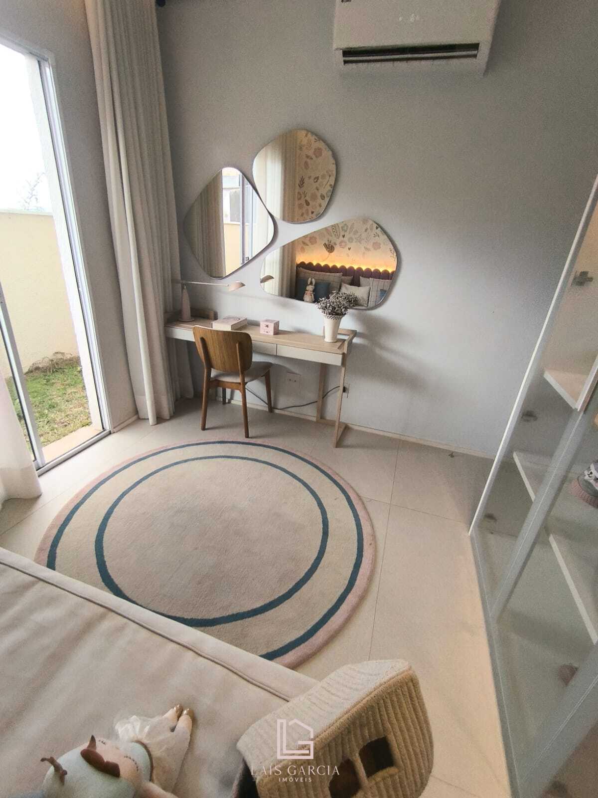 Duplex à Venda no Bairro Ipê Amarelo