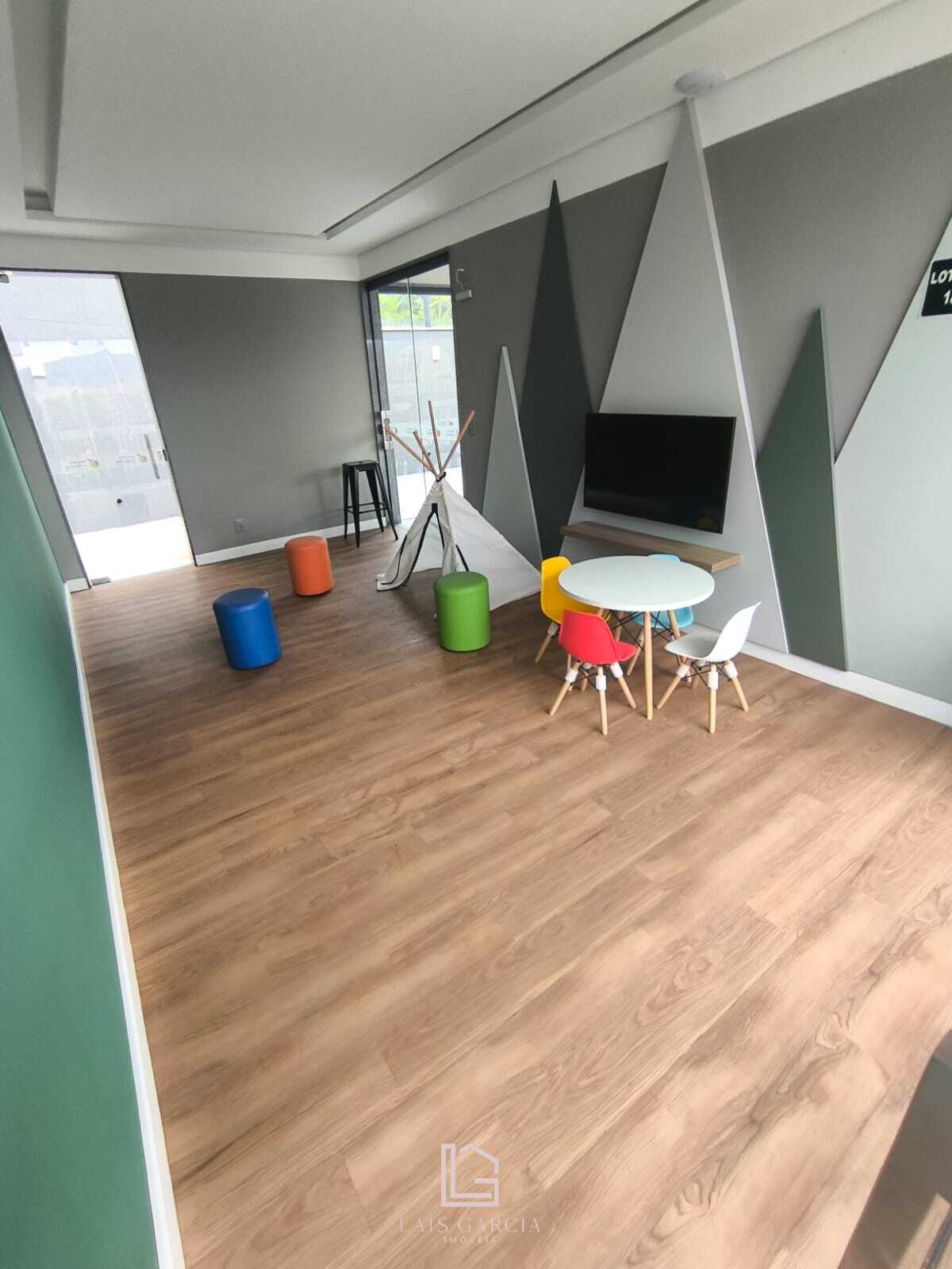 Duplex à Venda no Bairro Ipê Amarelo